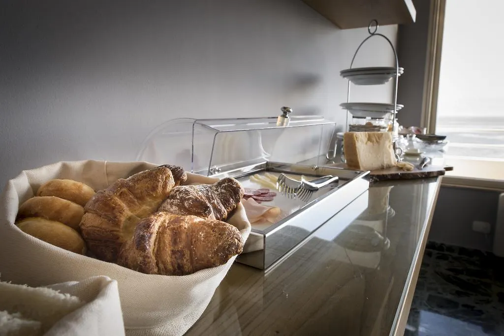 Ciauru Design B&B Messina Alojamento de Acomodação e Pequeno-almoço