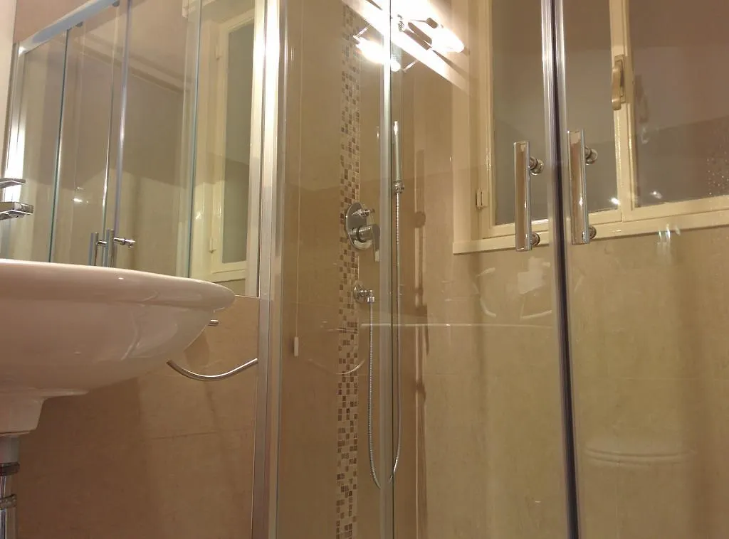 Ciauru Design B&B Messina 3*,