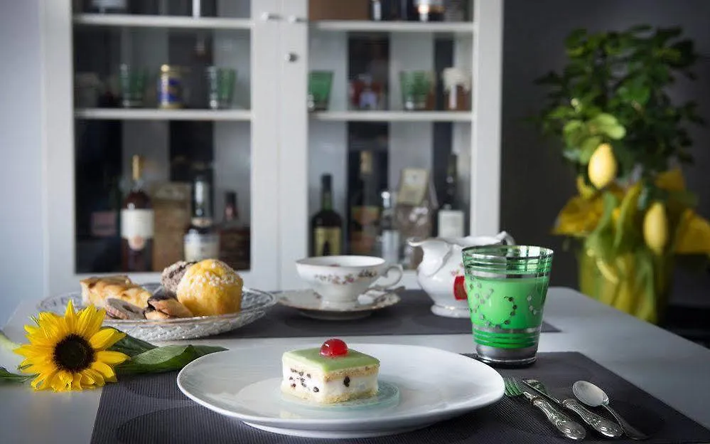 Ciauru Design B&B Messina Alojamento de Acomodação e Pequeno-almoço